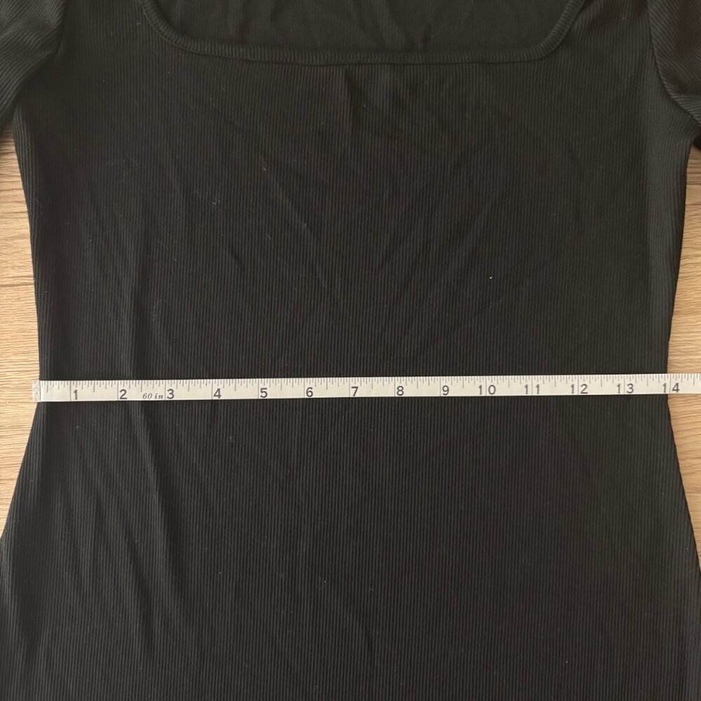 CIDER Ribbed Midi Dress - Picture 6 of 6